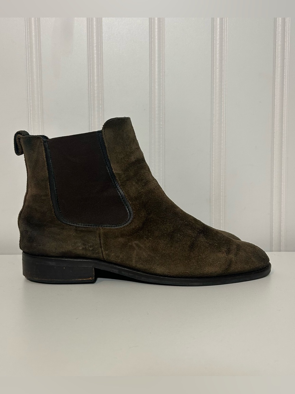 Thursday everyday Men's Suede Chelsea Boot in Dark brown